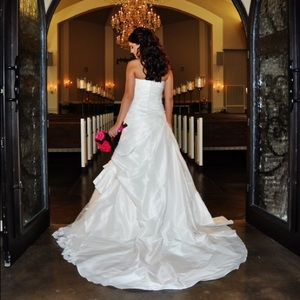 Wedding dress size 8